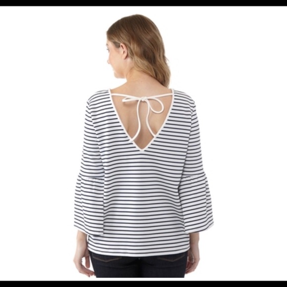 KENSIE STRETCH CREPE TOP - Picture 2 of 4